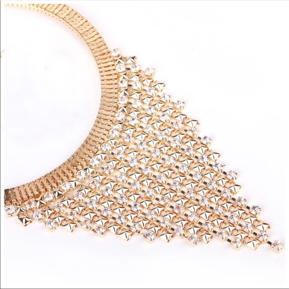 Gold Crystal Waterfall Necklace D26 - Picture 3 of 5